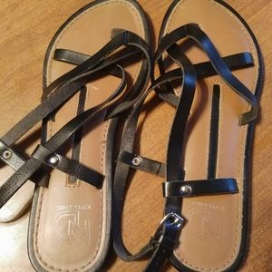 Women's new direction sandals